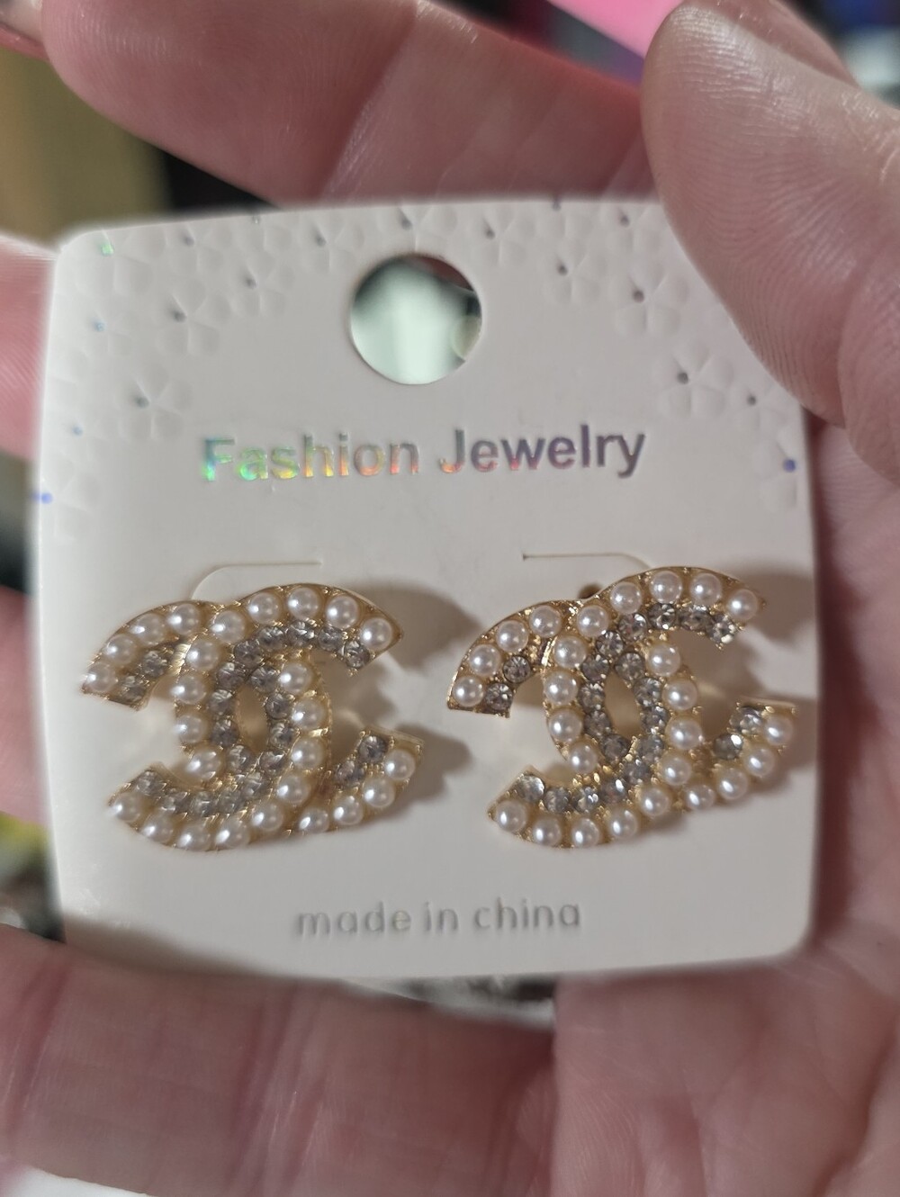 Gold Pearl Interlocking Logo Stud Earrings - Fashion Jewelry